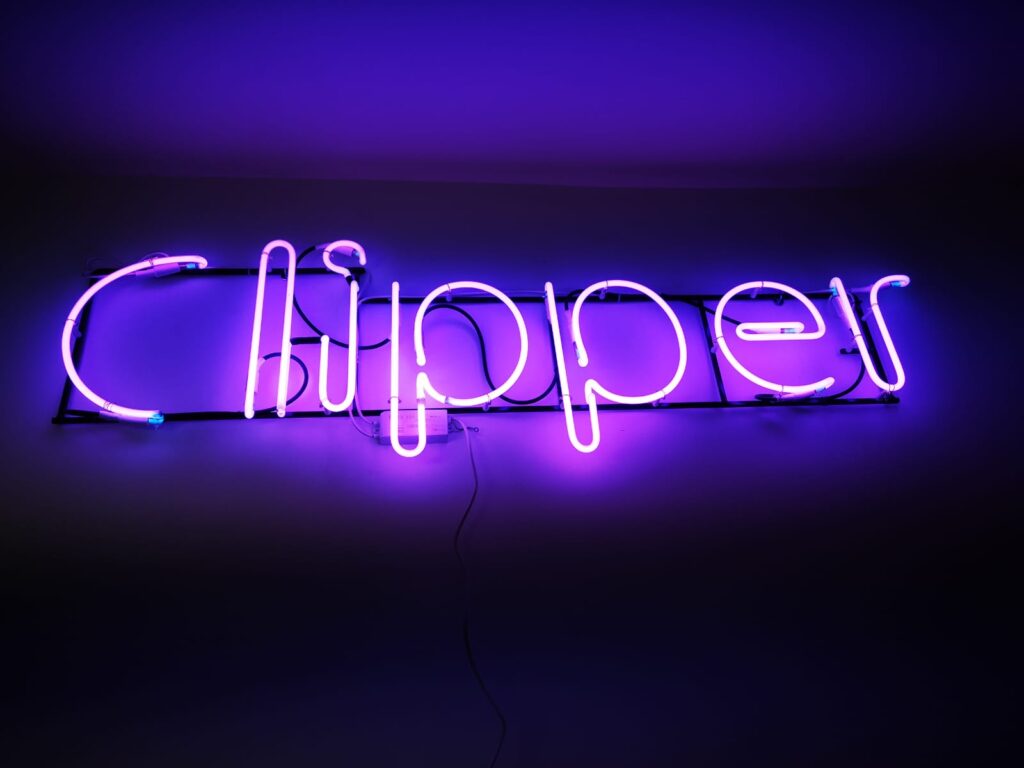 neon CLIPPER