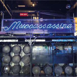 neon MUCCASSASSINA