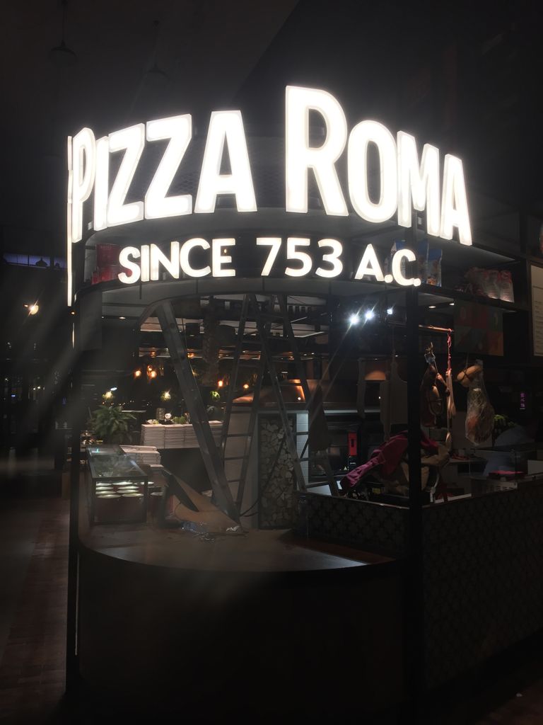 insegna luminosa PIZZA ROMA